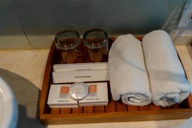 Fourteen Roses Boutique Hotel Kuta