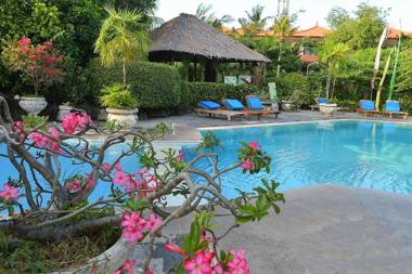 Palm Beach Hotel Bali