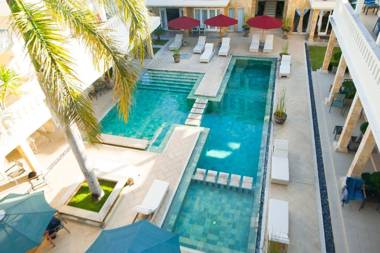 Bali Court Hotel & Apartment