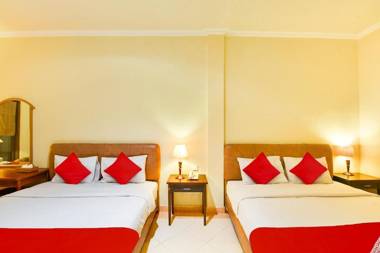 Townhouse Oak Maxi Hotel Legian