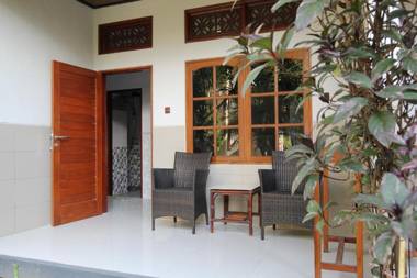 Sandat Hotel Legian
