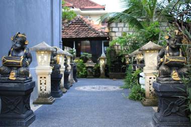 Sari Buana Bed & Breakfast