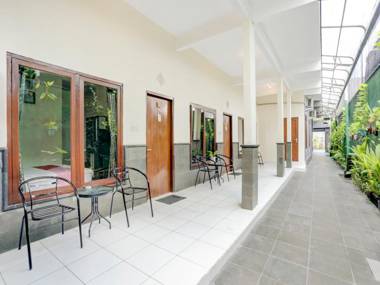 OYO 90053 Paradise Inn