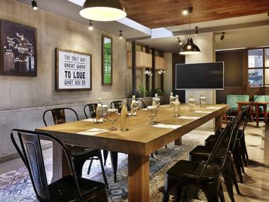 Ibis Bali Legian Street