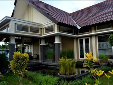 Wonua Monapa Hotel Resort
