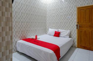 RedDoorz near Lippo Plaza Kendari