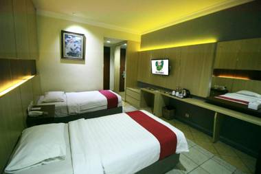 Lotus Garden Hotel By Waringin Hospitality