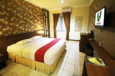 Lotus Garden Hotel By Waringin Hospitality