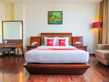 Capital O 2114 Grand Jimbaran Boutique Hotel
