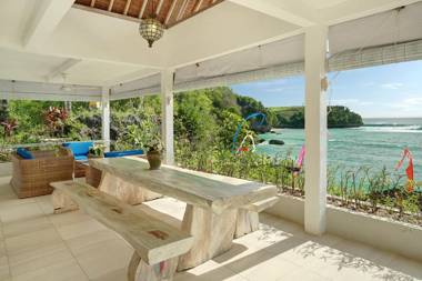 The Point Beach-Front Balangan