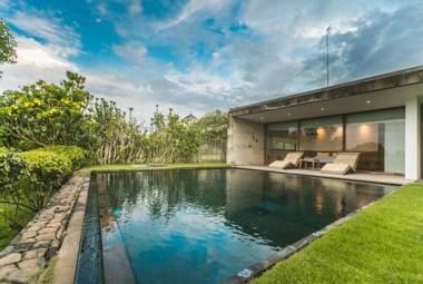 Beachfront Villa Nakar Two