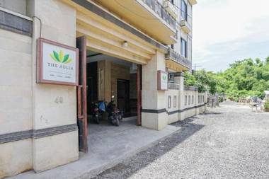 OYO Flagship 90841 The Aulia Stay