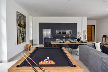 Costa Azzurra Villas