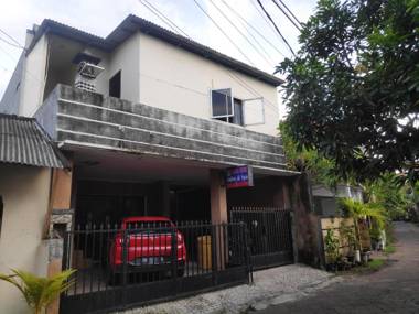 SPOT ON 90962 Sedana House