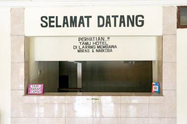 RedDoorz near Sentani Airport Jayapura