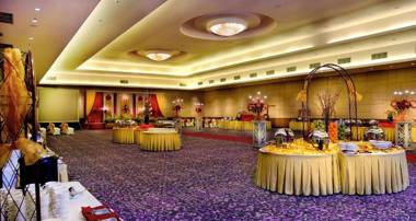 Royal Palm Hotel & Conference Center Cengkareng