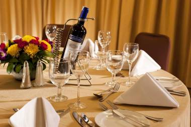 Grand Tropic Suites Hotel