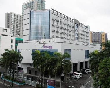 Orchardz Hotel Industri Jakarta