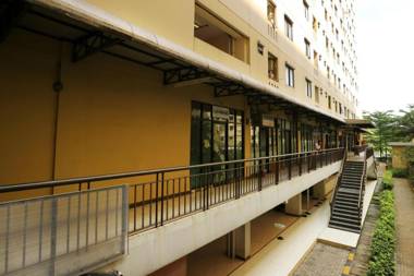 The London Living Apartment at Kebagusan City