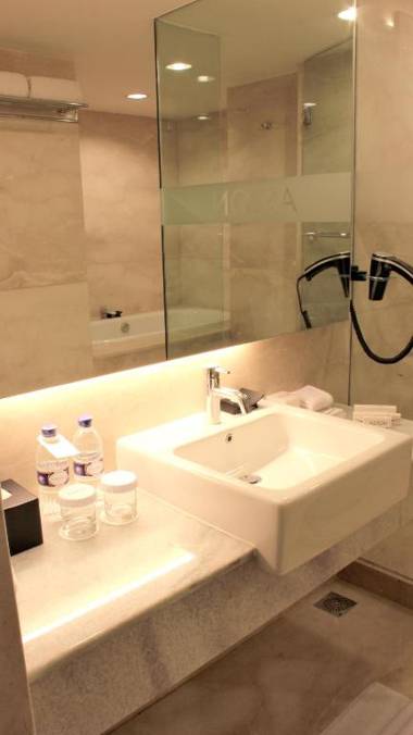 ASTON Pluit Hotel & Residence