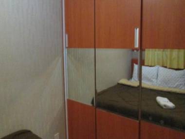 Hajjah Ririn's Kebagusan City Apartment