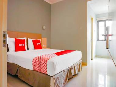 OYO 90244 Hotel Antara