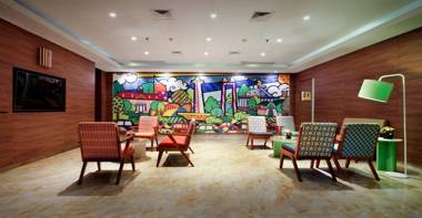 MaxOneHotels.com at Pemuda