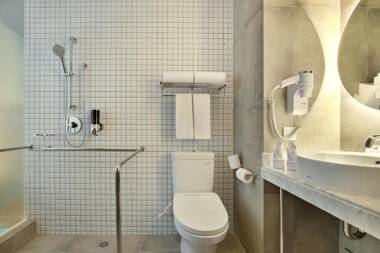 Holiday Inn Express Jakarta Wahid Hasyim an IHG Hotel