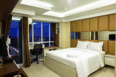 Modern Studio Apt near MT Haryono By Travelio