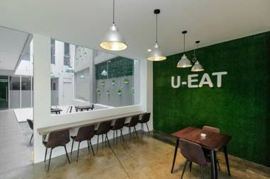 RedDoorz Plus near Tebet