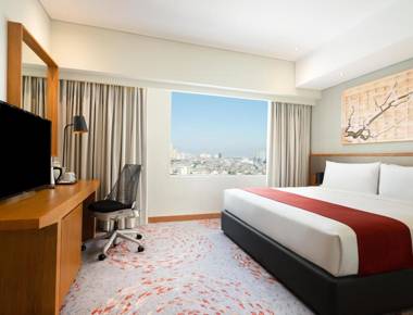 Holiday Inn & Suites Jakarta Gajah Mada an IHG Hotel