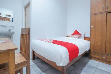 OYO 150 Harmoni Residence