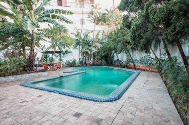 OYO 332 Residence G17 Kemang
