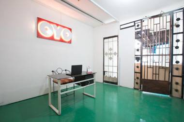 Vaccinated Staff - OYO 298 Gemilang Guesthouse