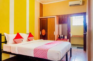 OYO 789 Pelangi Guest House