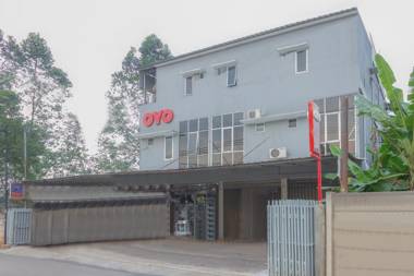 OYO 390 77 Residency