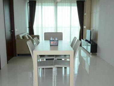 The Royal 2BR St. Moritz Apartment By Travelio