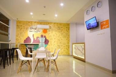 Central Front One Inn Jakarta Airport