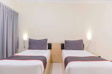 Vaccinated Staff - Collection O 6 Grand Palace Kemayoran