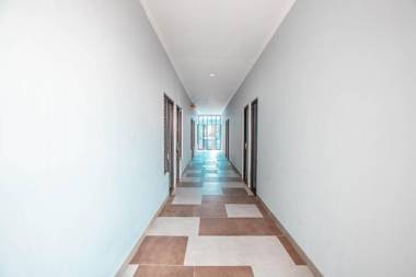 Vaccinated Staff - OYO 842 Arafuru Residence