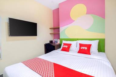 Vaccinated Staff - OYO 1121 Orienchi 2