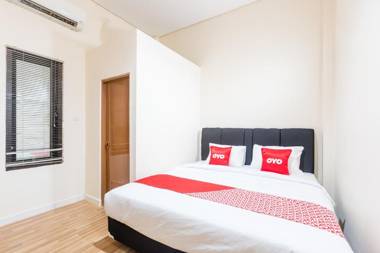 OYO 1435 Residence 446