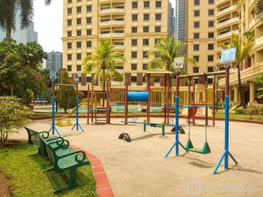 Luxurious 2BR at Kusuma Chandra By Travelio