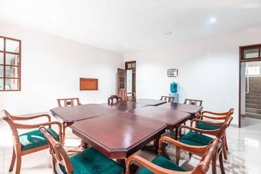 OYO 1990 Kost Kuningan Executive Boading House Setiabudi