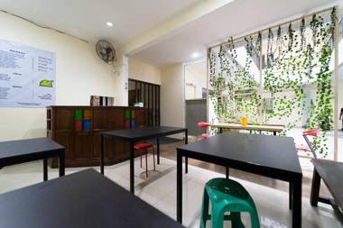 KoolKost near Ragunan Zoo - Minimum Stay 6 Days