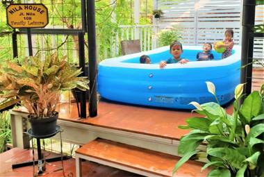 NILA HOUSE Sharia Family Home Stay