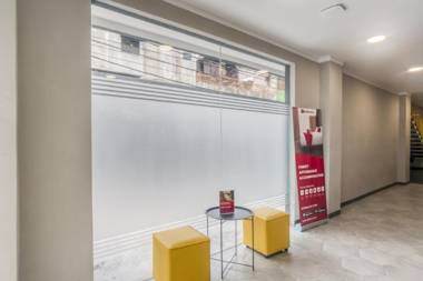 RedDoorz Plus @ Cideng Timur