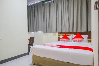 OYO 2308 Seven Season Residence