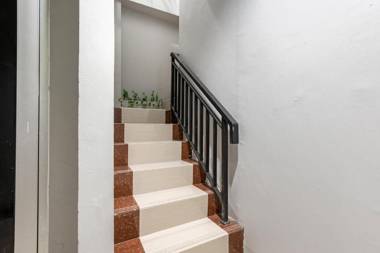 RedDoorz near Tanjung Duren 2