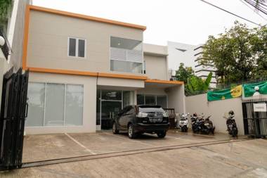 RedDoorz near Lippo Mall Puri